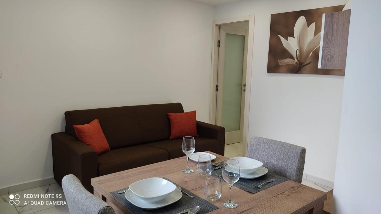 10 Msida Park Residence Bagian luar foto